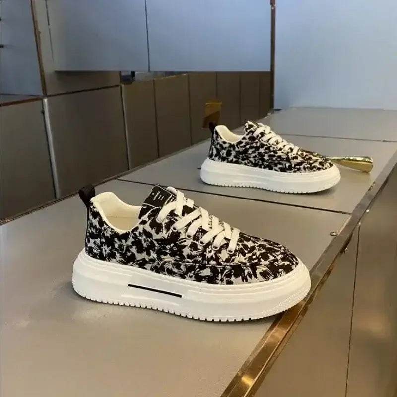 Leisure Shoes For Men with Fabric Surface Breathable Versatile Flat Bottomed Non-Slip Sneakers - ROYAL EQUIPS