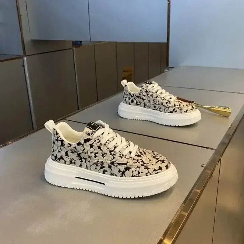 Leisure Shoes For Men with Fabric Surface Breathable Versatile Flat Bottomed Non-Slip Sneakers - ROYAL EQUIPS