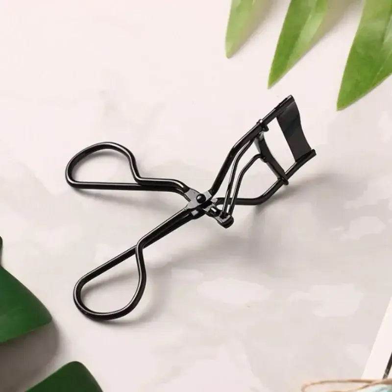 Eyelash Curler Cosmetic Eye Makeup Accessories - ROYAL EQUIPS