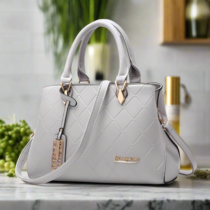 Luxury Handbag  Elegant & Stylish with Diamond Pattern
